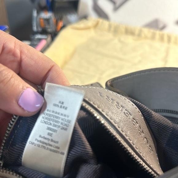 Burberry Grey/Beige Quilted Leather Enmore Hobo - Picture 12 of 13